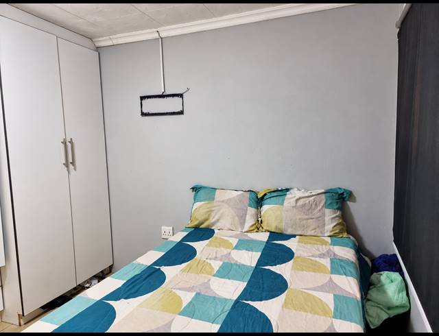 3 BEDROOM HOUSE FOR SALE IN STRETFORD